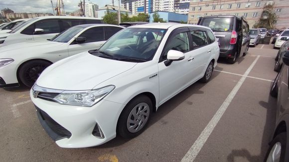 Toyota Corolla Fielder, 2018