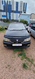 Nissan Presage, 2000