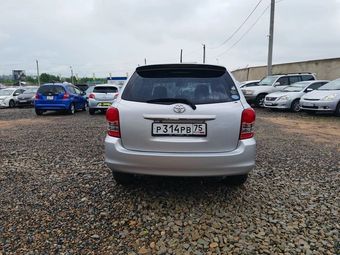 Toyota Corolla Fielder, 2009