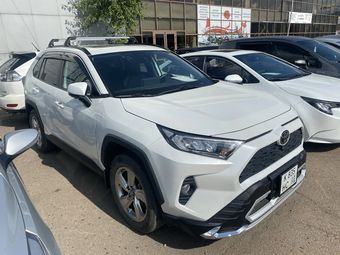Toyota RAV4, 2021