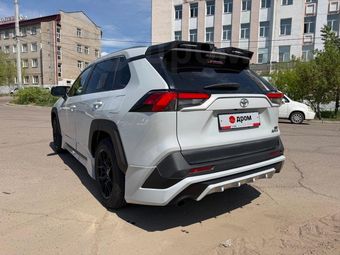 Toyota RAV4, 2020
