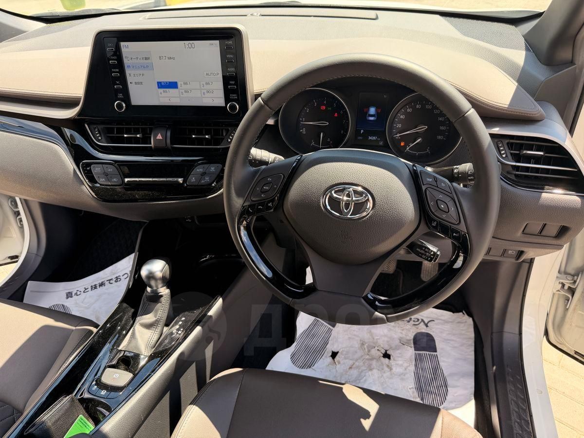 Toyota C-HR, 2021