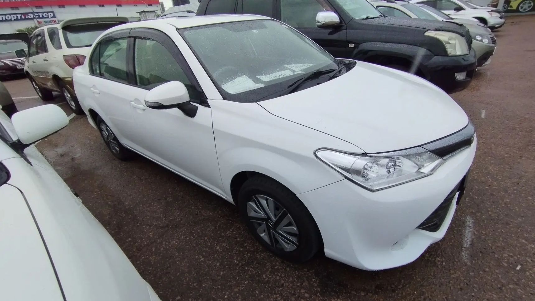 Toyota Corolla Axio, 2016