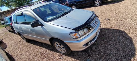 Toyota Ipsum, 1998